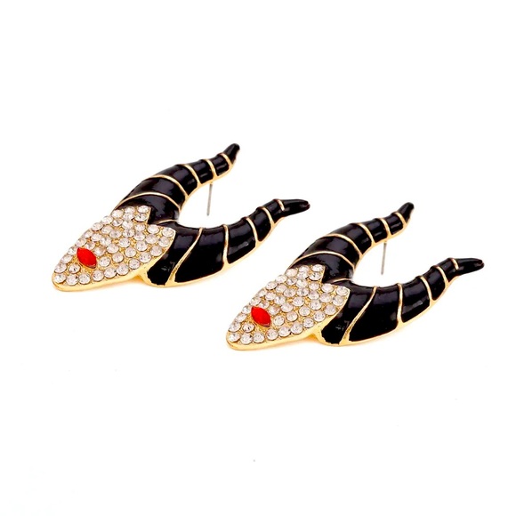 New Disney Villain Earrings - Picture 5 of 8